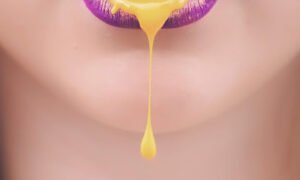 How to Keep Your Skin Soft and Smooth With Honey: 7 Remedies