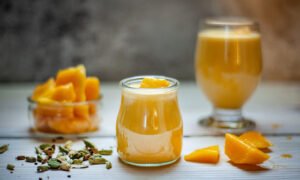 13 Mango Smoothie Recipes for Weight Loss: Slimming Smoothies