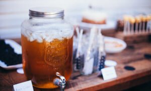 5 Ways Apple Cider Vinegar Clears Acne Overnight Fast