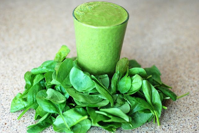 What to Eat For Glowing Skin: 10 Foods For a Better Complexion