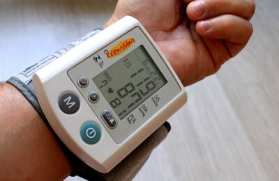 High Blood Pressure (Hypertension) Causes, Precautions and Home Remedies