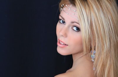 20 Homemade Face Masks for Glowing Skin & Fair Complexion Overnight