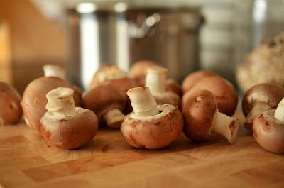 Mushrooms - 7 Foods You Should Never Reheat And Why? 7 Foods You Should Never Reheat And Why?