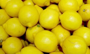 9 Surprising Uses For Lemons